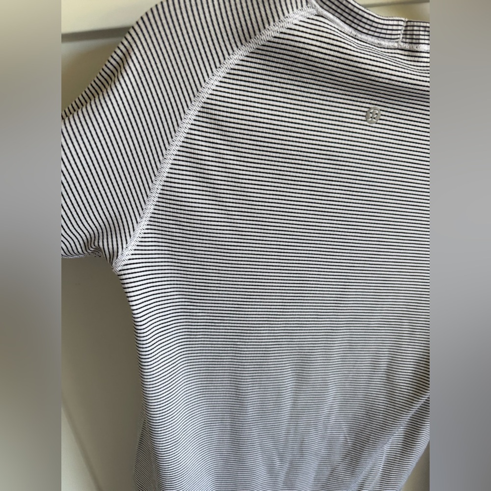 Lululemon Swiftly Tech Tempo Stripe black/white - Picture 11 of 11